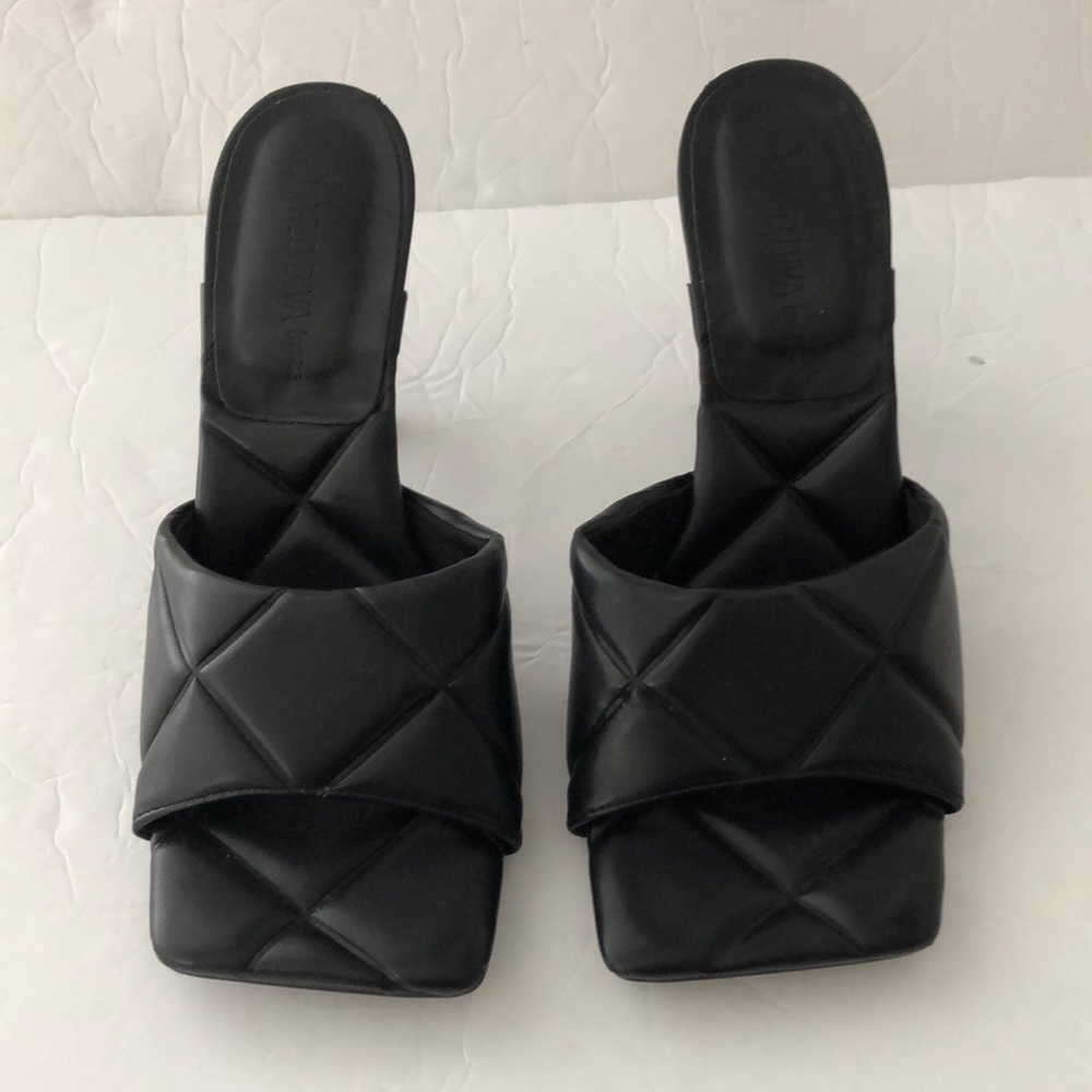 Wild Diva lounge Sandals Heels Black SZ 7 Like new!